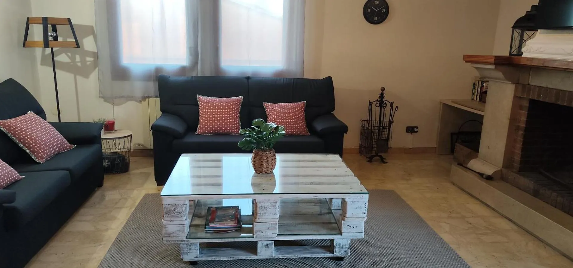 Вилла Cal Llop Sant Cugat de Sesgarrigues Дом отдыха